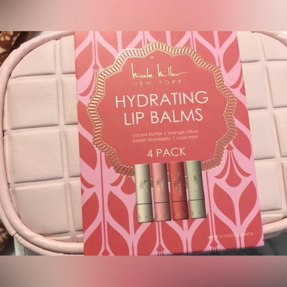 Nicole Miller 5piece 4pack lip balm set in‎ quilted pink case new